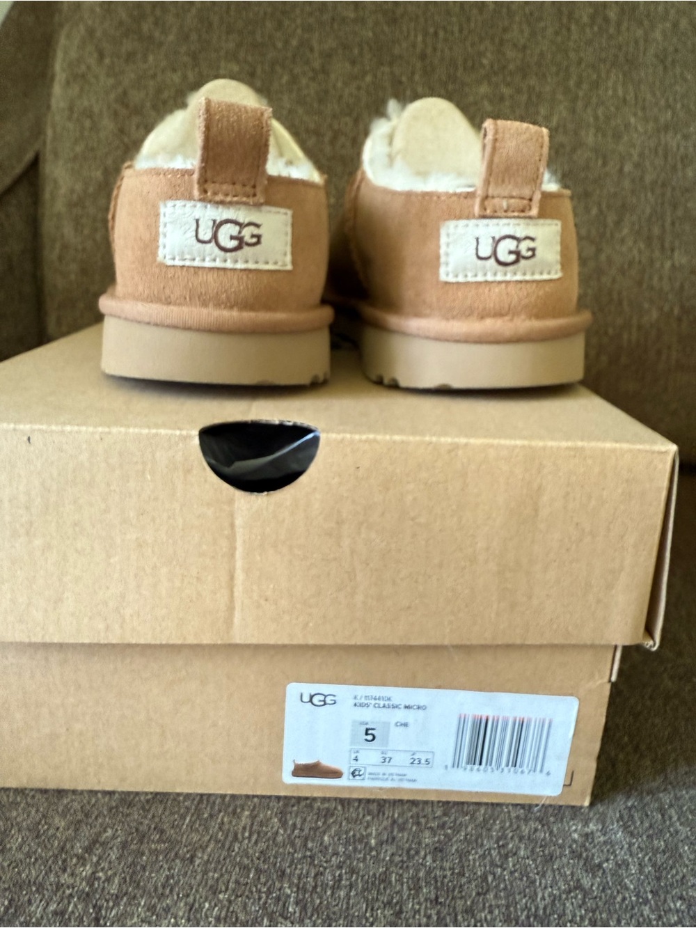 UGG Chestnut micro